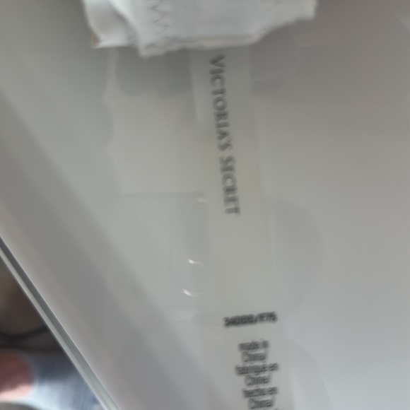 Three bikini tops - Picture 11 of 11